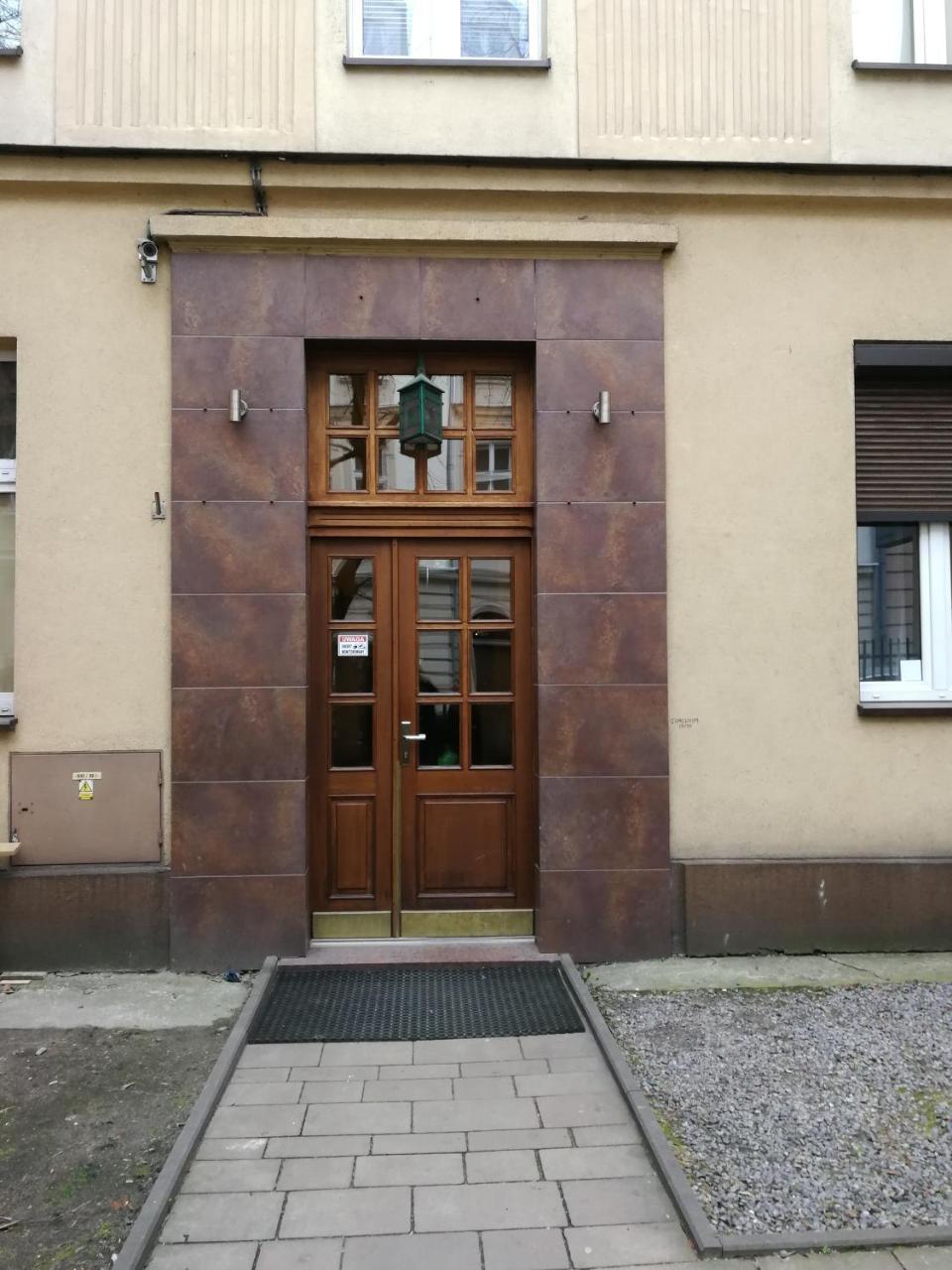 Cosy Dungeon Double Room With Ac Краков Экстерьер фото